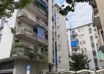 Facciata - Bilocale viale Giacomo Matteotti, 275, Sesto San Giovanni - foto 1