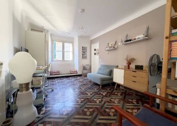 Salone - Trilocale piazza della Cernaia, 2, Genova (zona Centro Storico) - foto 5