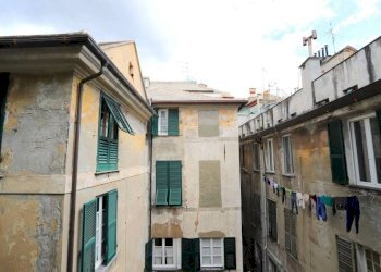 Vista - Trilocale piazza della Cernaia, 2, Genova (zona Centro Storico) - foto 12