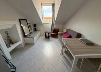 Salone - Attico via Urbino, 6, Torino (zona Aurora) - foto 12