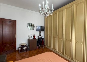 Camera da letto - Trilocale via Pierino Negrotto Cambiaso, Genova (zona Sampierdarena) - foto 38