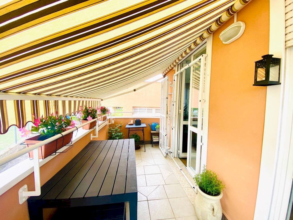 terrazzino - Two-room apartment via Belmonte, 34, Varese - photo 1