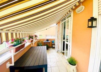 terrazzino - Two-room apartment via Belmonte, 34, Varese - photo 1