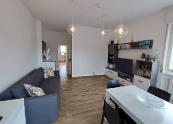 soggiorno - Appartamento via Belmonte, 34, Varese - foto 7