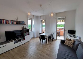 soggiorno - Two-room apartment via Belmonte, 34, Varese - photo 22