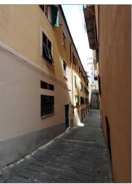 Facciata - Quadrilocale all'asta via Assarotti, 26, Genova (zona Castelletto) - foto 2