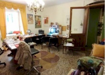 Salone - Quadrilocale all'asta via Assarotti, 26, Genova (zona Castelletto) - foto 6