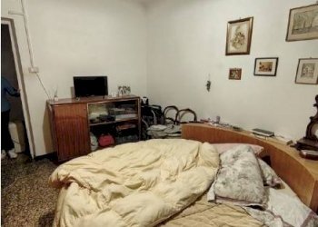 Camera da letto - Quadrilocale all'asta via Assarotti, 26, Genova (zona Castelletto) - foto 10
