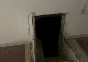 Interno palazzo - Box via Enrico Alvino, 2, Napoli (neighborhood Vomero) - photo 2