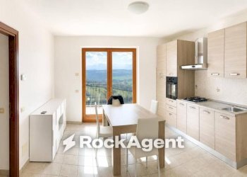 Cucina - Appartamento via Capo di Fuori, Sant'Omero - foto 1