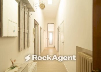 Corridoio - Appartamento via Giovanni Pascoli, 58, Cattolica - foto 6