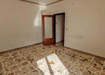 Camera da letto - Four-room apartment via Mascalucia, 5, Siracusa - photo 6