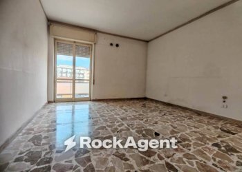 Camera da letto - Four-room apartment via Mascalucia, 5, Siracusa - photo 11