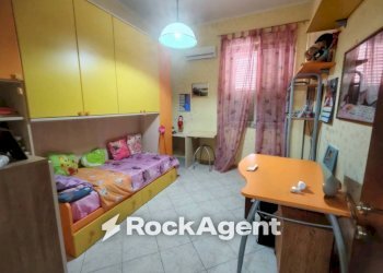 Camera da letto - Appartamento via Tommaso Edison, 37, Priolo Gargallo - foto 7