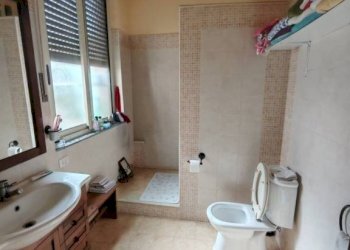 Bagno - Appartamento via Tommaso Edison, 37, Priolo Gargallo - foto 12