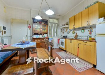 Cucina - Appartamento via Tito Livio, 9, Napoli (zona Posillipo) - foto 8