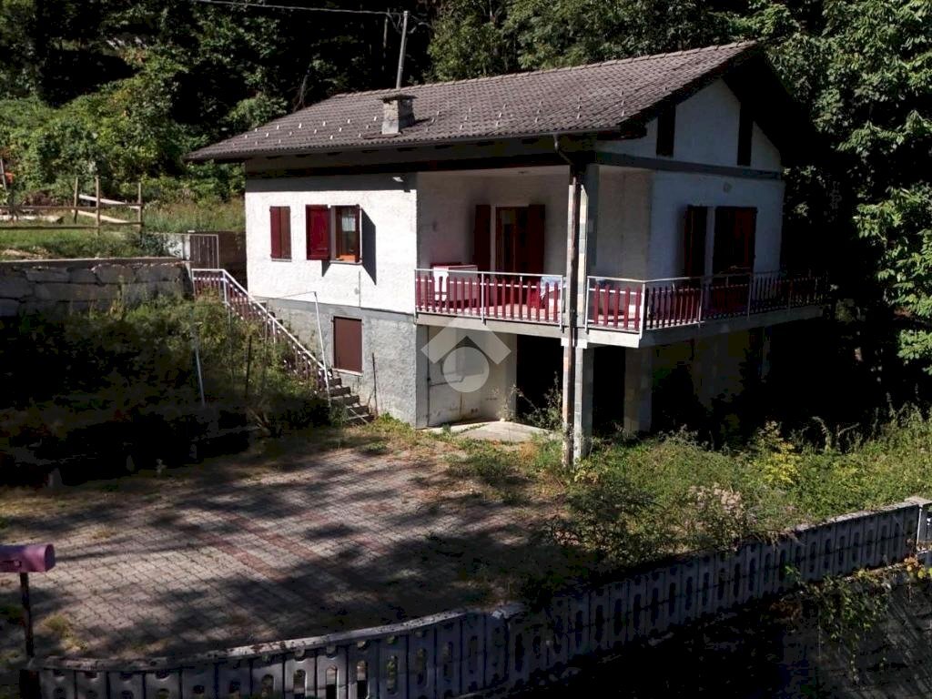 Casa indipendente Via Comba Nari, Gambasca - foto 1
