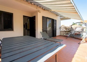 TERRAZZO APPARTAMENTO - Villa Parabiago - foto 21