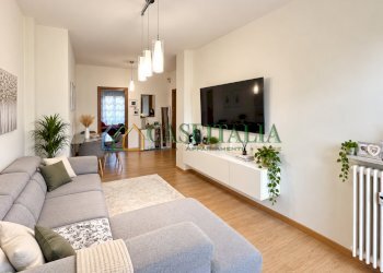soggiorno - Appartamento Via Chisone, Rivoli - foto 1