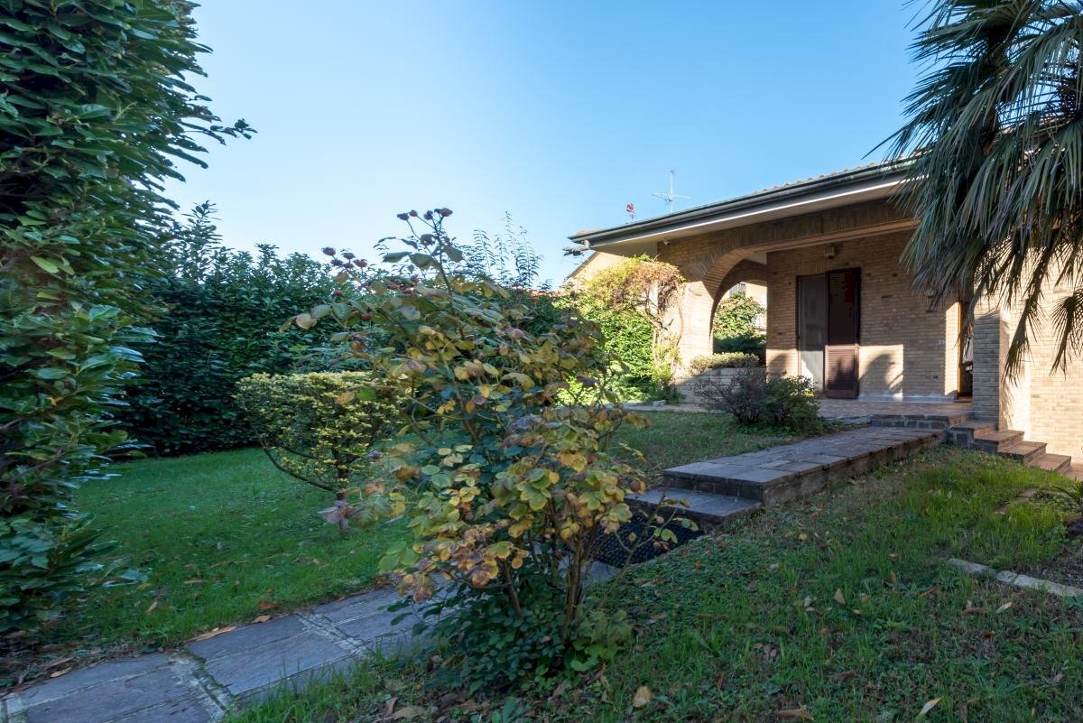 Villa a Schiera Pioltello - foto 1