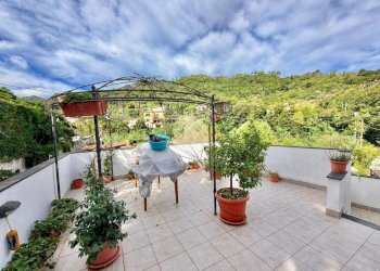 Casa semi indipendente Via dei Governanti, Savona (zona Santuario) - foto 1