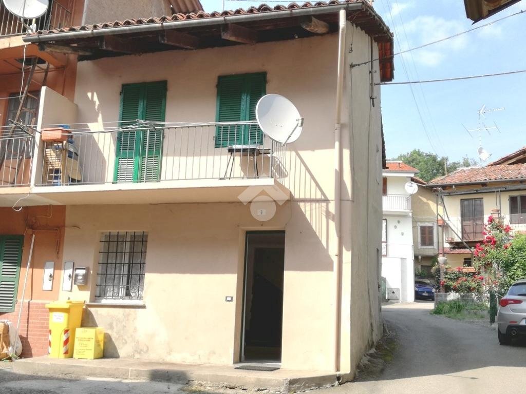 Semi-detached house Via san defendente, Viverone - photo 1