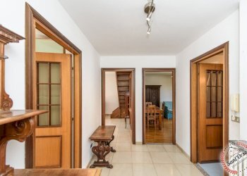 Four-room apartment LOCALITA' SAINTE HELENE, Sarre - photo 9