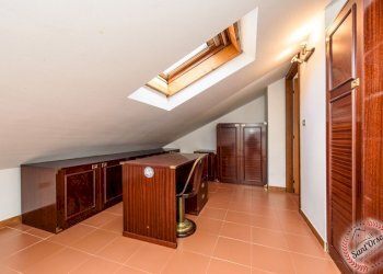 Four-room apartment LOCALITA' SAINTE HELENE, Sarre - photo 32