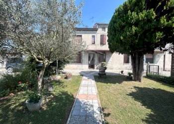 Four-room apartment Via Idris Faccini, Copparo - photo 1
