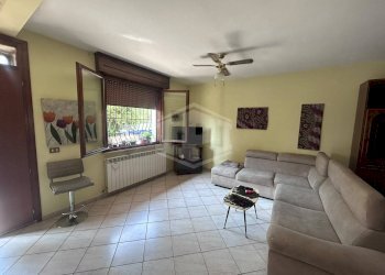 Four-room apartment Via Idris Faccini, Copparo - photo 3