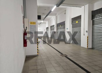 Ricezione / Lobby - Box Via Tommaso Angelini
 
15-17-19, Palermo - foto 5