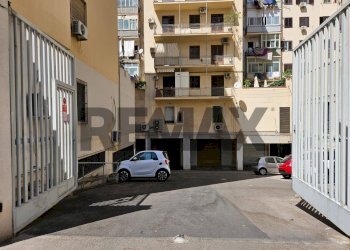 Edificio all\'aperto - Box Via Tommaso Angelini
 
15-17-19, Palermo - foto 7