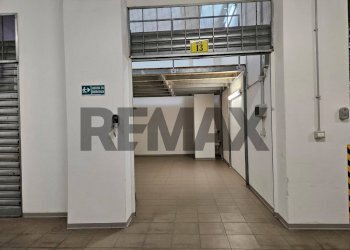 Hall / corridoio - Box Via Tommaso Angelini
 
15-17-19, Palermo - foto 16