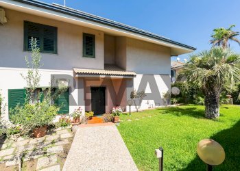 Casa all\'aperto - Casa semi indipendente Via Modena
 
29, San Giovanni la Punta - foto 1