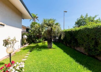 Giardino - Casa semi indipendente Via Modena
 
29, San Giovanni la Punta - foto 5