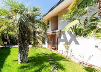Giardino - Casa semi indipendente Via Modena
 
29, San Giovanni la Punta - foto 6