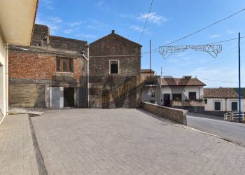 Casa all\'aperto - Casa indipendente Via Chiesa Tagliaborsa
 
8, Giarre - foto 38