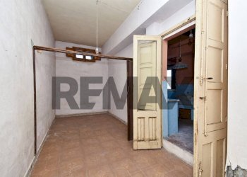 Hall / corridoio - Casa indipendente Via Chiesa Tagliaborsa
 
8, Giarre - foto 56