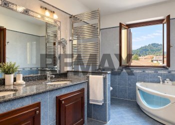 Bagno - Villa Via G. Marconi
 
33/A, Grignasco - foto 21