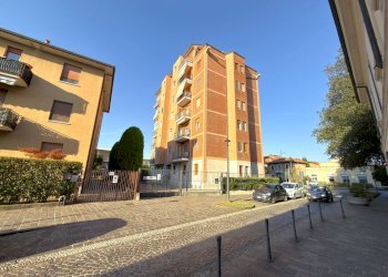 Foto 14 - Bilocale via Garibaldi
 
49, Vimercate - foto 14