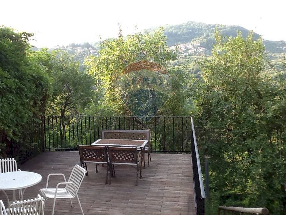 Terrazza - Casa semi indipendente via Canale Aiola
 
7, Fivizzano - foto 1