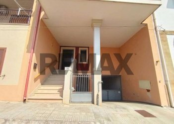 Edificio all\'aperto - Quadrilocale Via Umberto I
 
41, Corigliano d'Otranto - foto 3