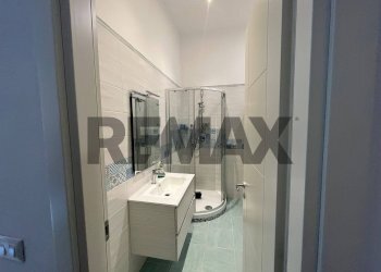 Bagno - Bilocale Via Domenico Cimarosa
 
69, Napoli - foto 17