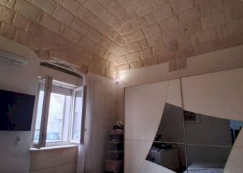 Camera da letto - Appartamento via Giardini Convento, 17, Pulsano - foto 5