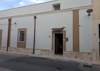 Facciata - Appartamento via Giardini Convento, 17, Pulsano - foto 18