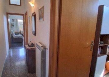 Corridoio - Appartamento via Vincenzo Bellini, 11, Pulsano - foto 10
