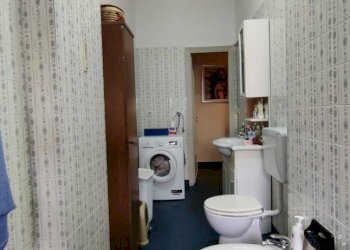 Bagno - Bilocale via Villarbasse, 34, Torino (zona San Paolo) - foto 9