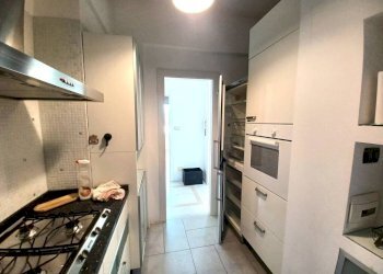 Cucina - Appartamento via dei Sansone, Genova (zona Carignano) - foto 7