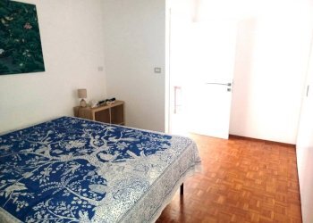Camera da letto - Appartamento via dei Sansone, Genova (zona Carignano) - foto 11