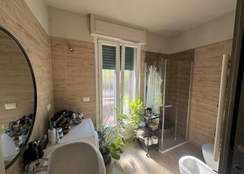 Bagno - Appartamento via Sibilla Aleramo, 4, Rivalta di Torino - foto 10